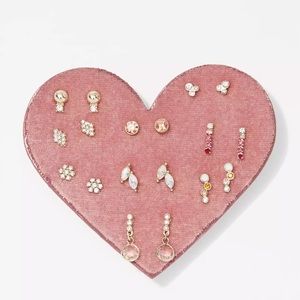 🆕 Loft Heart Stud Earring Set